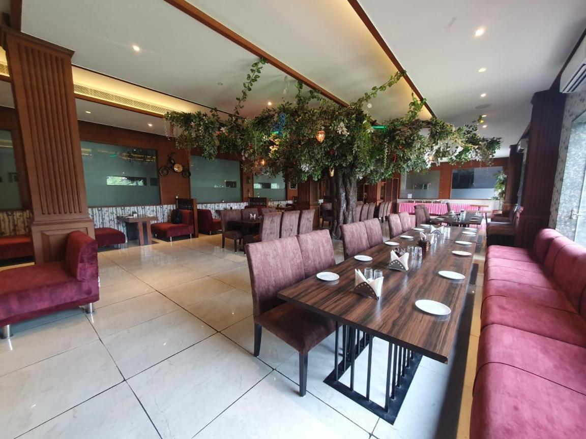 Akash Hotel Managed By Jk Hotels & Resorts Kathua Екстер'єр фото