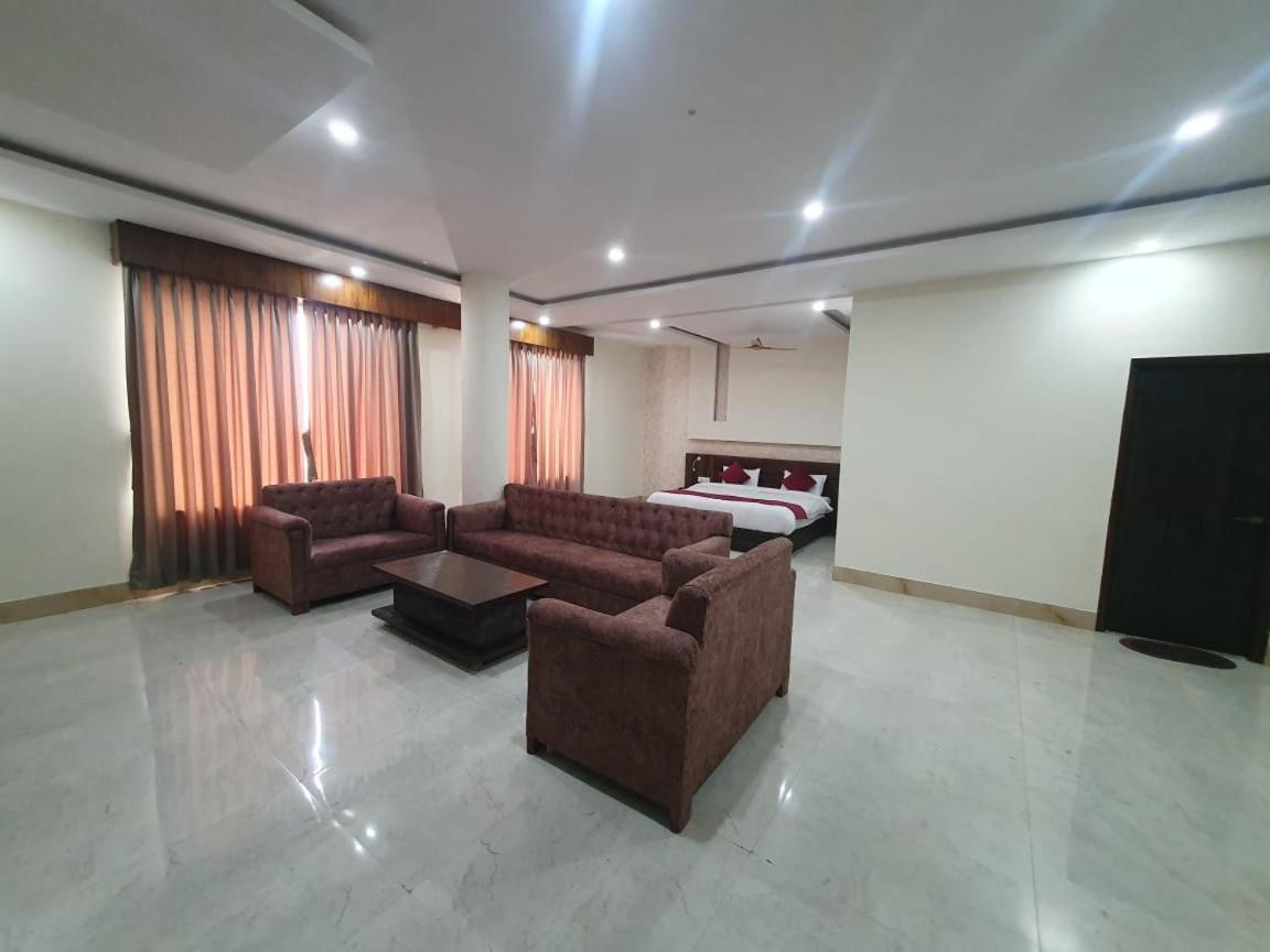 Akash Hotel Managed By Jk Hotels & Resorts Kathua Екстер'єр фото